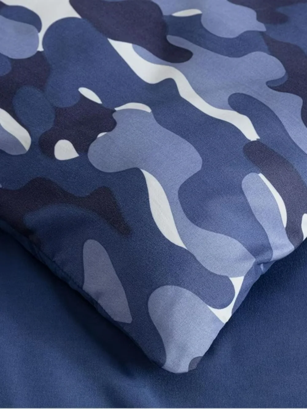 Blue Camouflage Queen 3 piece Comforter Set